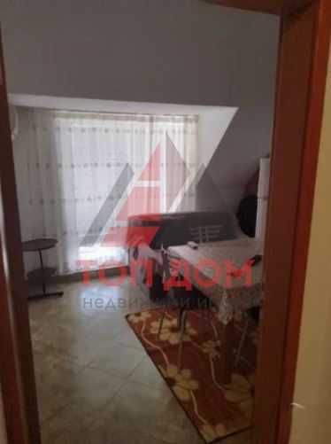 Дава се под наем Тристаен апартамент в Варна, Левски - 60 кв.м за 459 € - Снимка #2