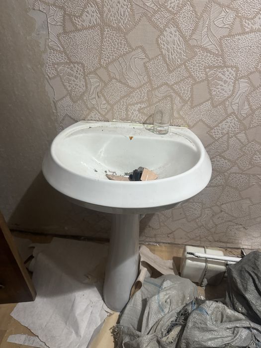 Продам раковину в ванну