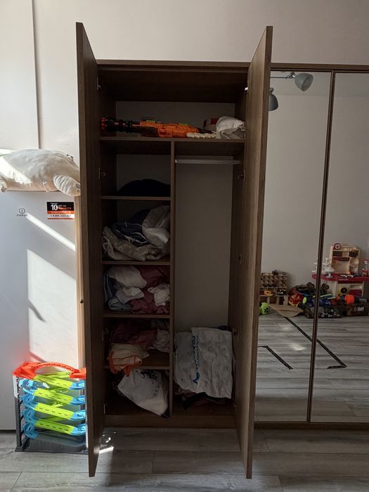 Продам длинный шкаф от Doğtaş из дерева
