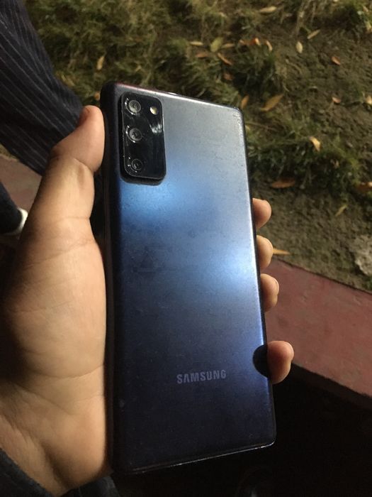 Samsung s20 fe ideal