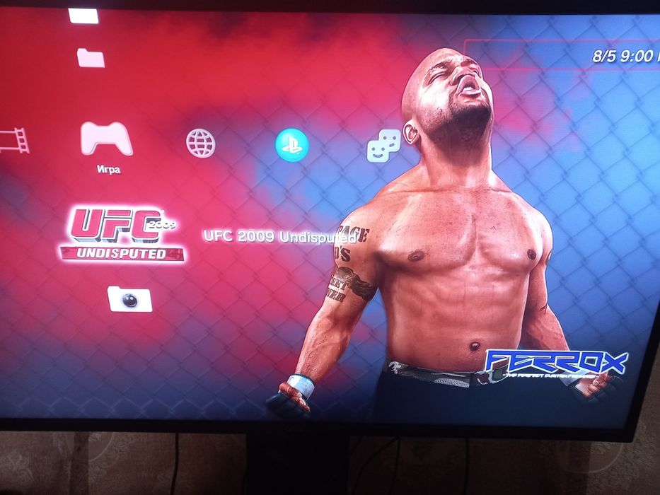 PS3 slim ideal holati 2 djoystik bor o'yinlar yozilgan 19 ta o'yinlari