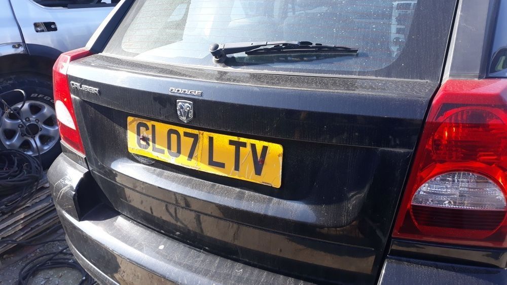 Dezmembrez Dodge caliber orice motorizare