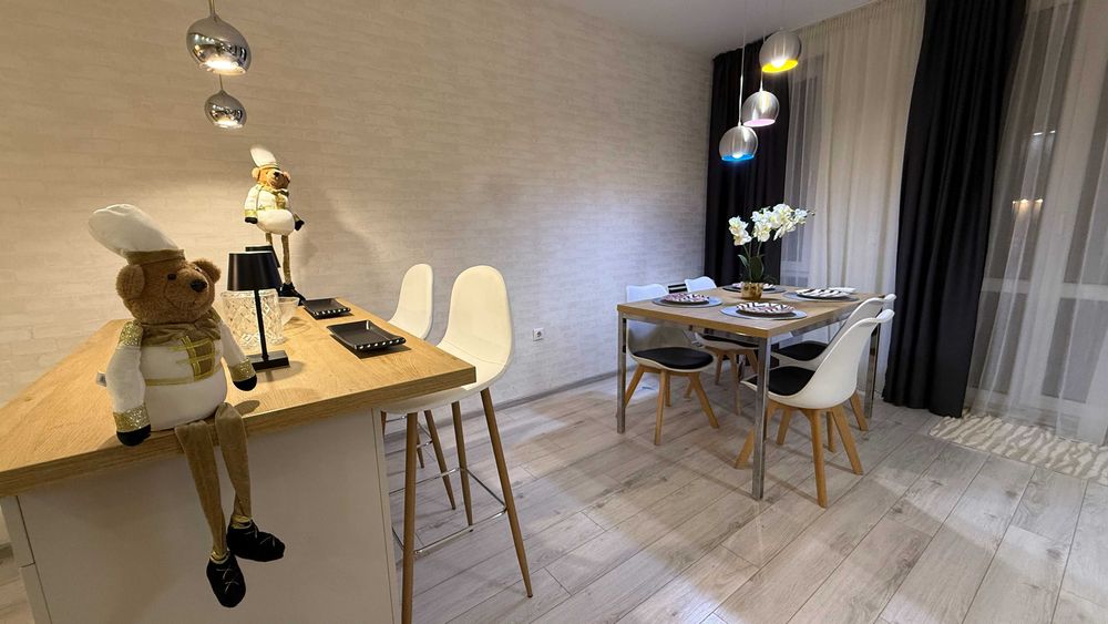 Продава се Тристаен апартамент в Варна, Бриз - 131 кв.м за 1398 €/кв.м - Снимка #3