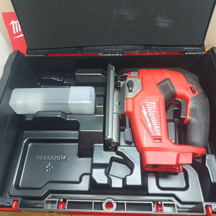 Акумулаторен прободен трион Milwaukee FUEL M18 FJS-0X