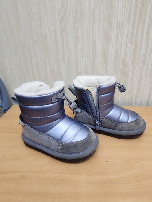 Зимние сапоги, угги для девочки