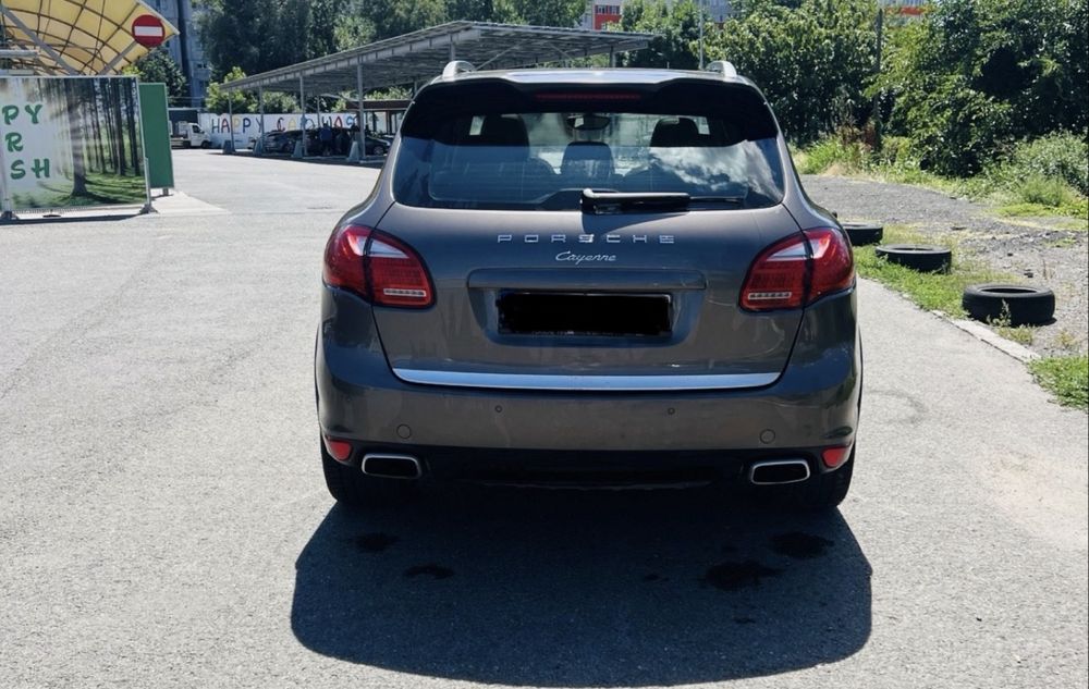 Porsche Cayenne an 2014 jante 21 anvelope noi