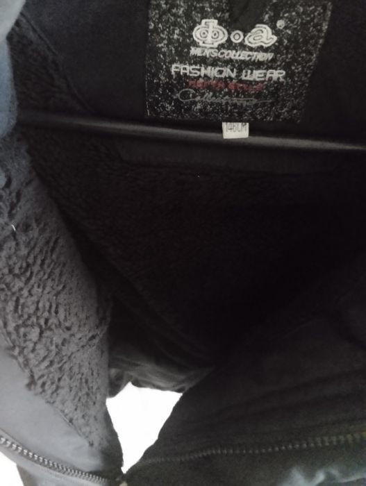 Продам зимнию курточку