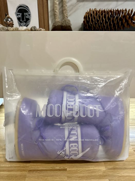 Продават се чисто нови Moon boots 39-41 номер