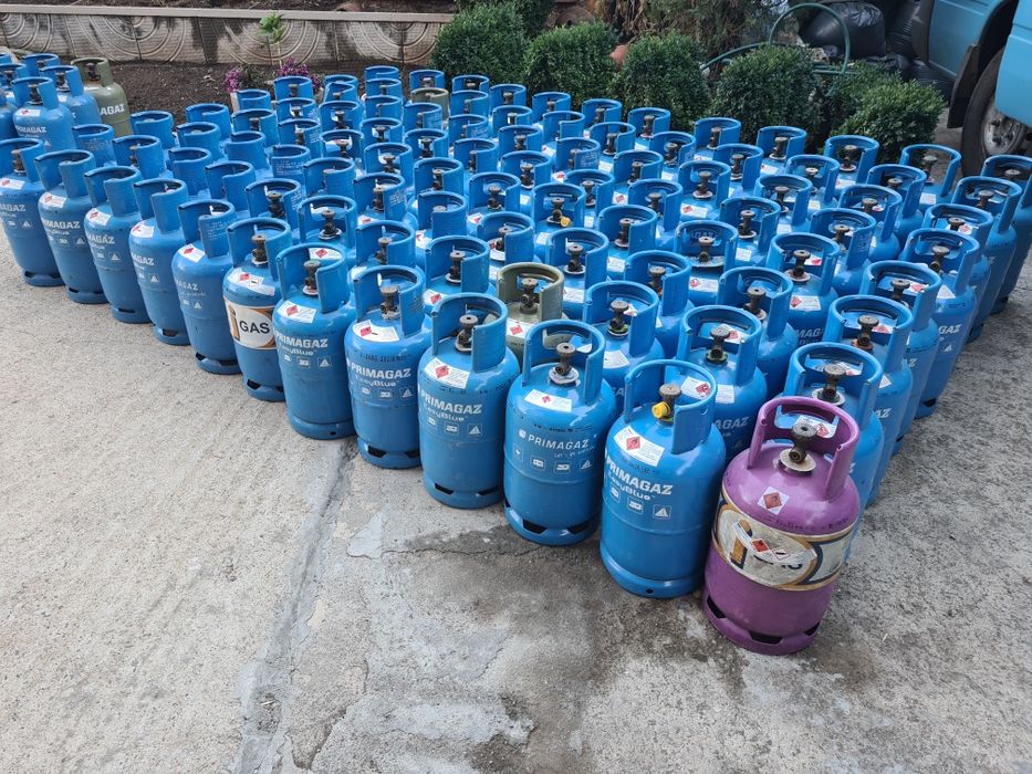 Продавам газови бутилки за кемпер и каравана