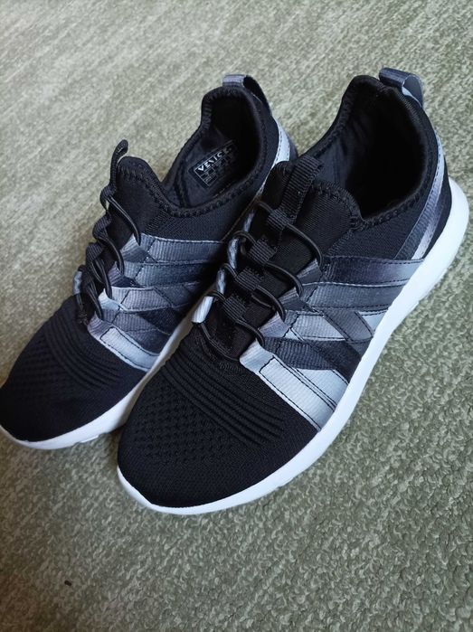 Vând pantofi sport Venice, mărime 37