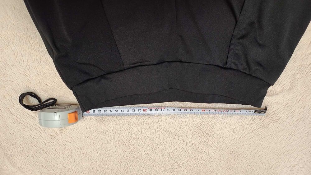 Pantaloni moderni cu crapatura marimea 36 S