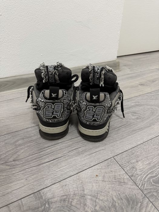vand adidasi lv skate