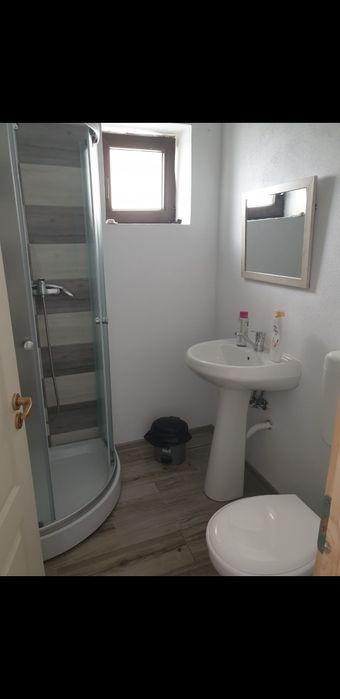 Vand casa/ pensiune
