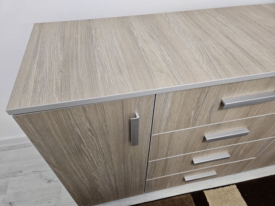 Comoda noua cu sertare