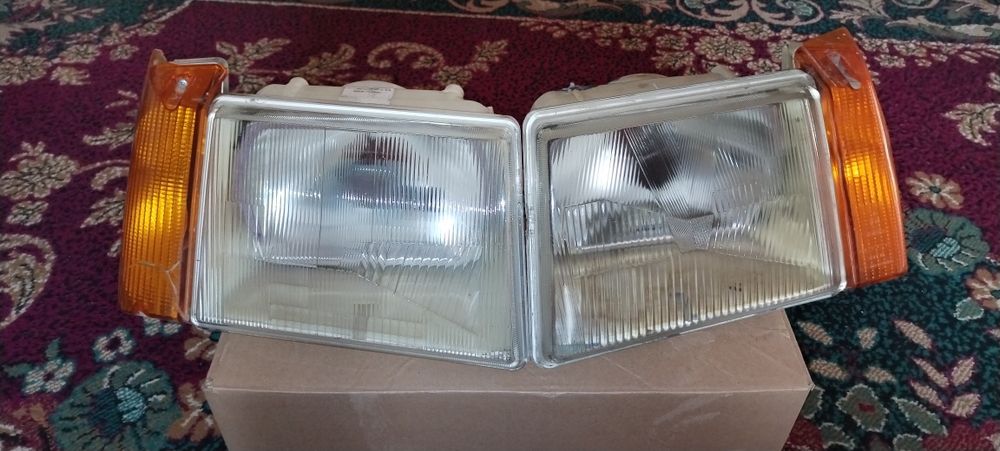 Продаётся ФАРА Таврии комплект хорошего состояния