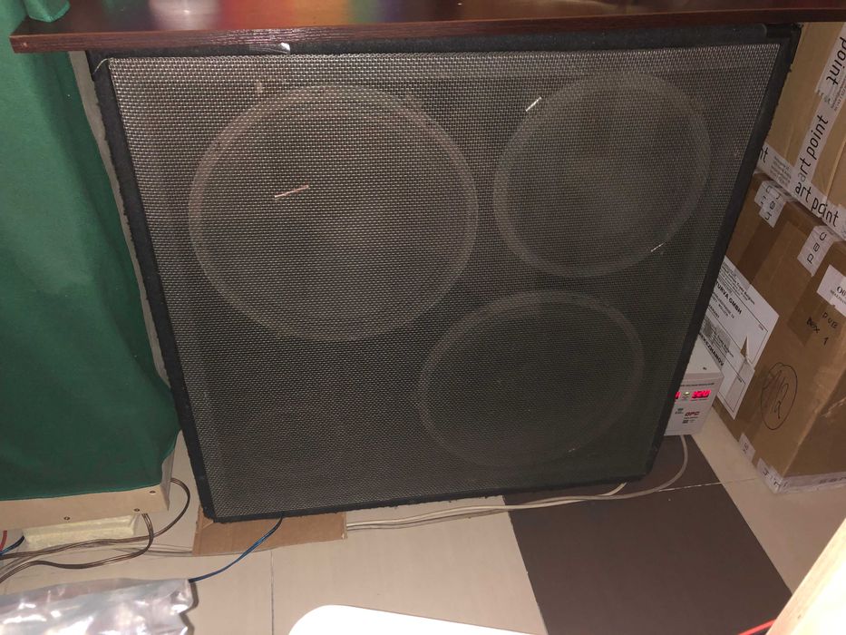 Колонки для гитары, бас-гитары.