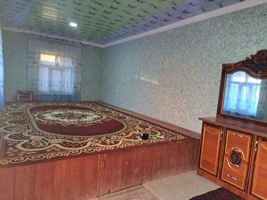 Uy sotiladi kelishamiz