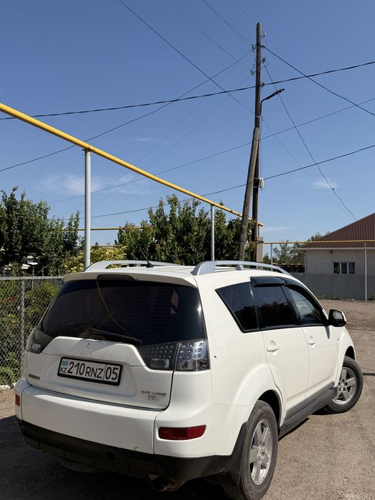 Mitsubishi outlander XL 2008