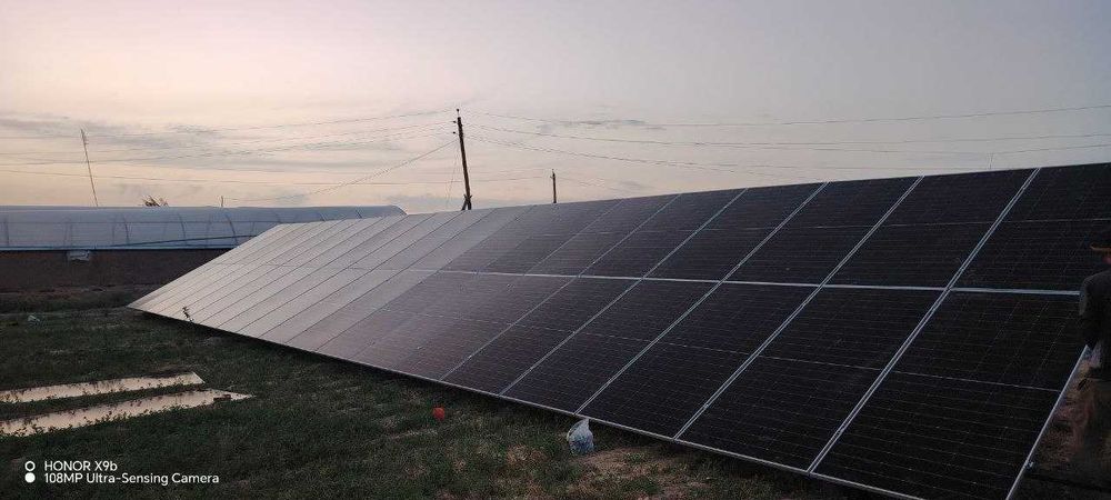 Солнечные панели / Қуёш панеллари / Quyosh panellari / Панелҳои офтобӣ