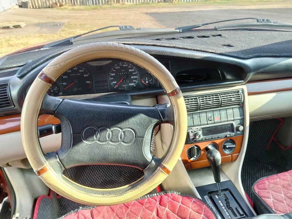 Ауди С4.Машина сатылады