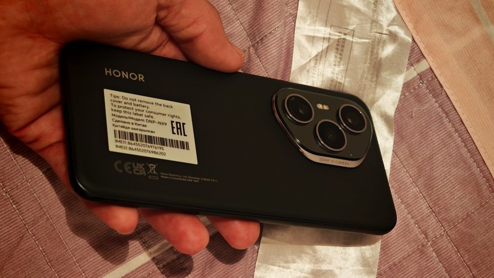 Продам Honor 400 pro 12/512gb