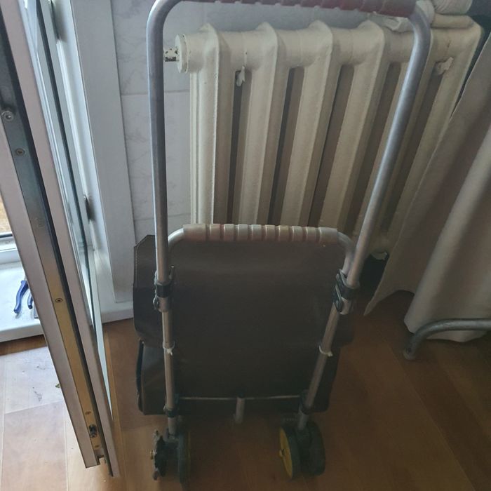 Коляска  хозяйственная  б/у