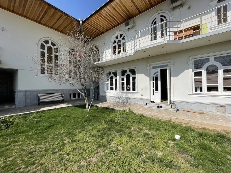 Sotiladi Дом Яккасарай Махаля 10 соток Фасад 32м под Застройку