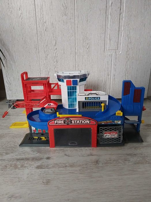 Писта,Спасителна станция !