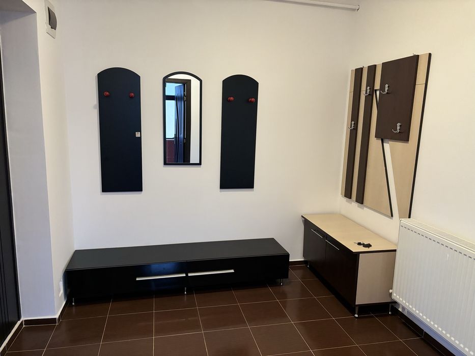 Inchiriez apartament 2 camere zona Unirii / Pta de vechituri