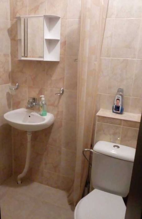 Дава се под наем Едностаен апартамент в Пловдив, Остромила - 45 кв.м за 255 € - Снимка #1