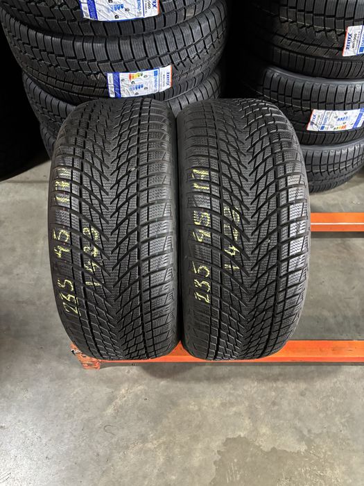 Anvelope Iarna 235/45/17 GoodYear UltraGrip Performance 3 235 45 17 R17