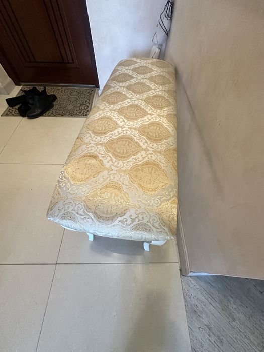 Банкетка размером 105x36