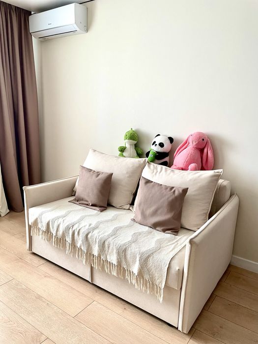 Срочно продам диван