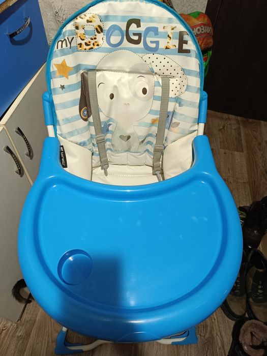 Продам стульчик для кормления