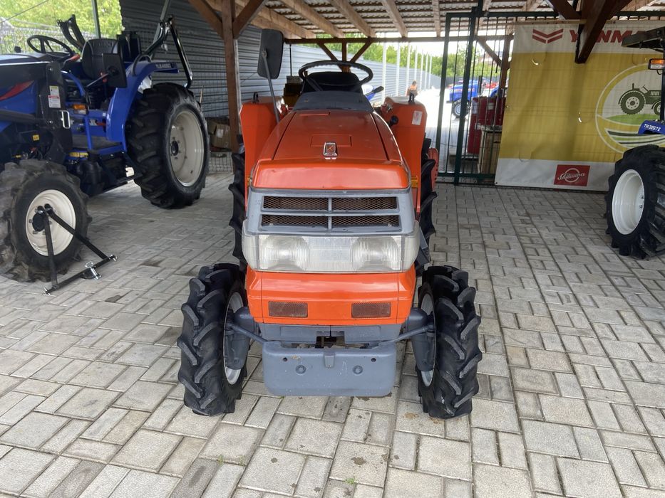 Tractor japonez Kubota GL23, 4x4, 23cp + feza