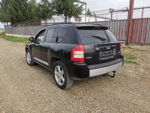 Dezmembrez jeep Compass 2.0 din 2007  4x4 cutie de viteze transfer cardan portiera parbriz jante capota portbagaj arcuri spate  caseta de directie
