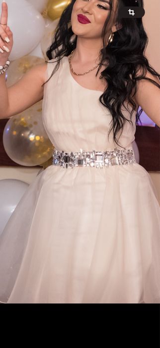 Vand rochie de seara