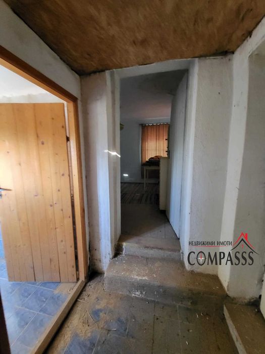 с. Изворово, Общ. Ген. Тошево, къща с двор – 17000евро!