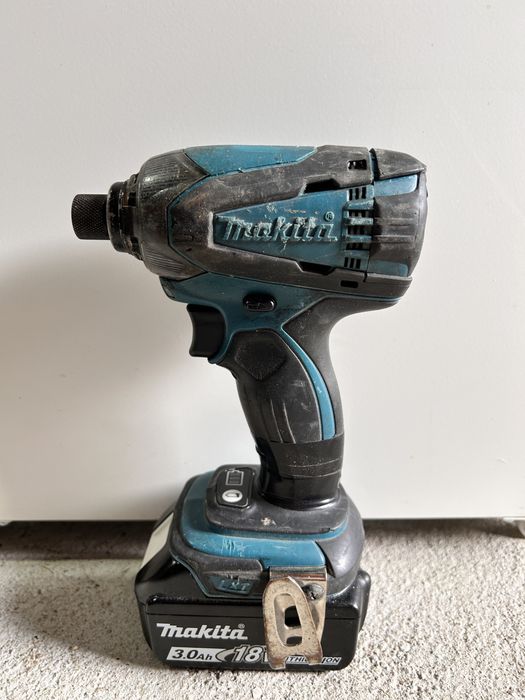 Impact Makita DTD146 fara acumulator