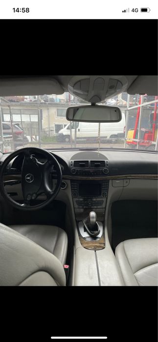 Mercedes E 320 на части