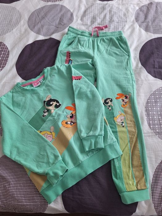 Комплекти за момиче и блузки