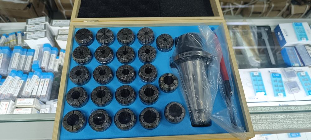 Токарно фрезерный инструмент