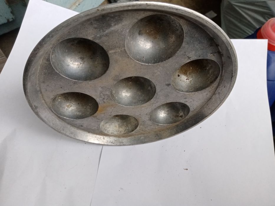 Формочки для выпекания пончиков.