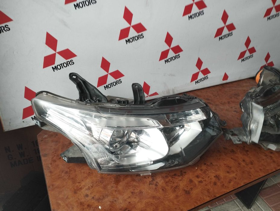 Фары аутлендер 3