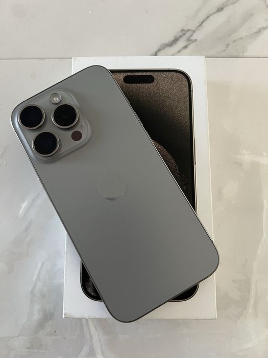 Айфон 15 про Титан