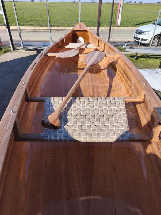 Canoe Custom 4.9m – Lemn de Tei & West System Epoxy – Noua /Premium
