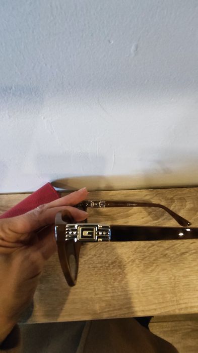 Слънчеви очила Guess