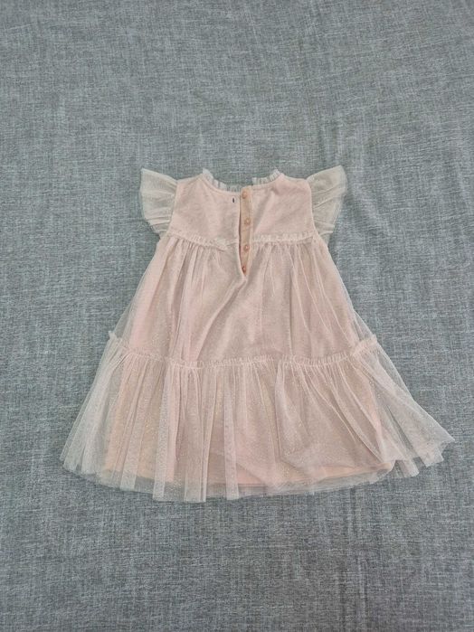 Нарядное платье на девочку