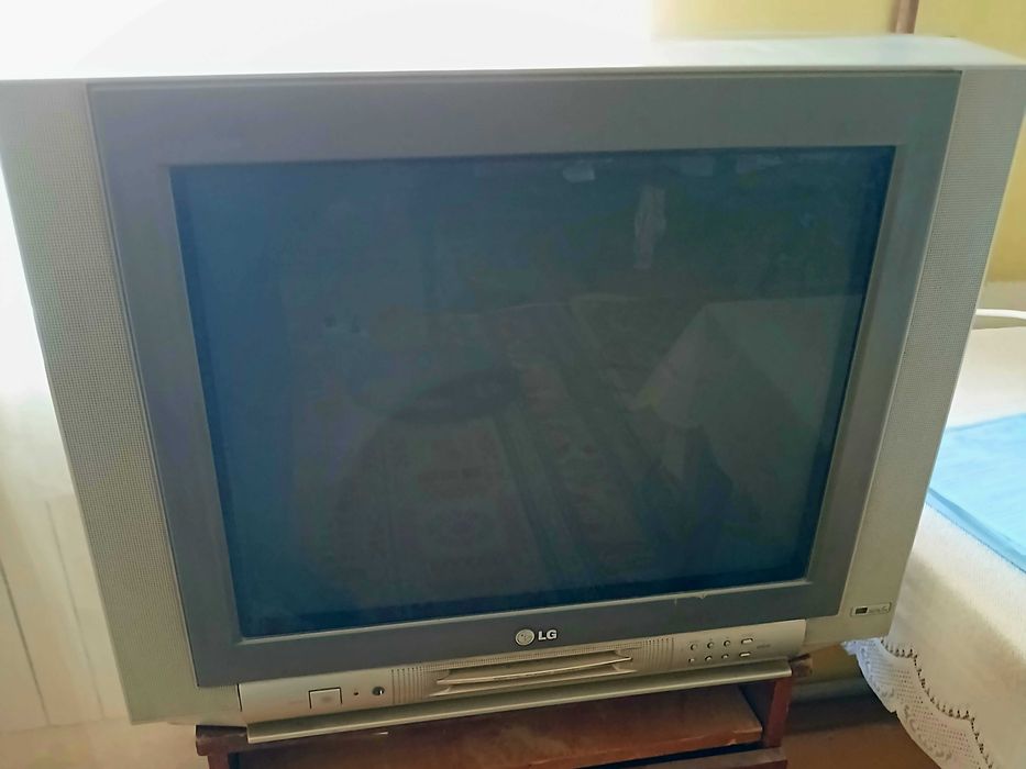 Телевизор LG Модель СТ-21Q92KE