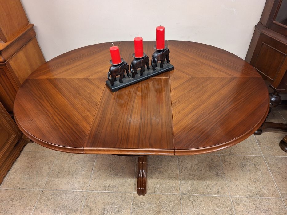 Маса за трапезария разтегателна